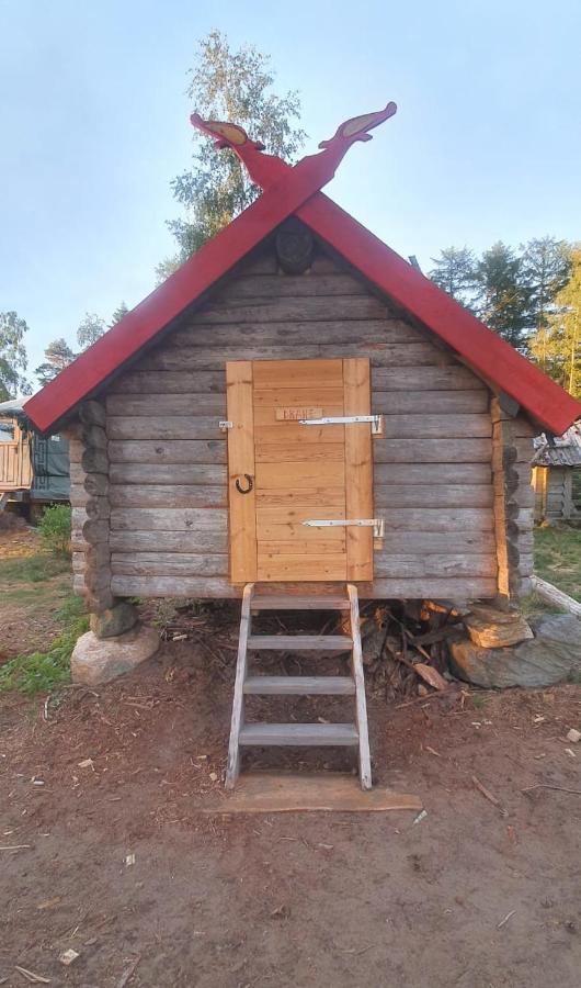 Vittfarnas Hird Vikingaby Bed & Breakfast Sosdala Ngoại thất bức ảnh